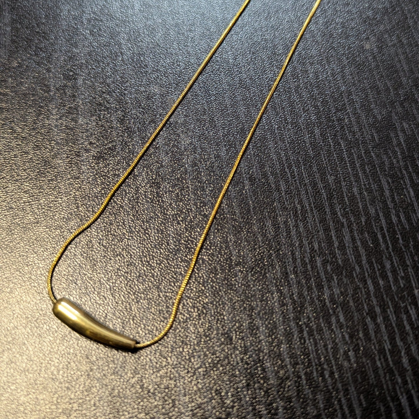 Elegant Gold Anti-Tarnish Chain with Teardrop Pendant