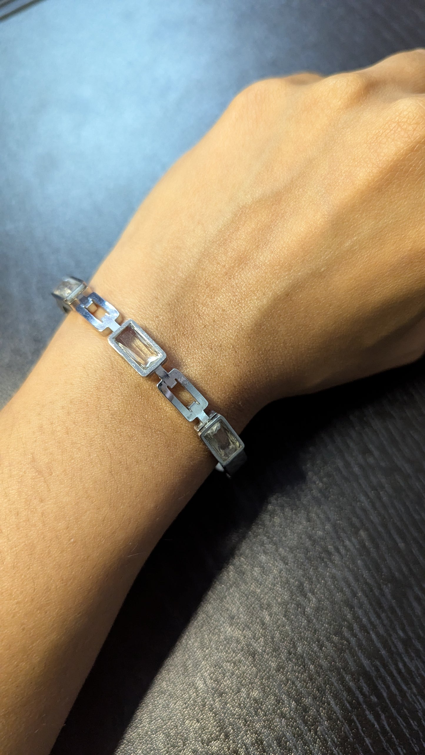 Chic Emerald-Cut Crystal Silver Kada