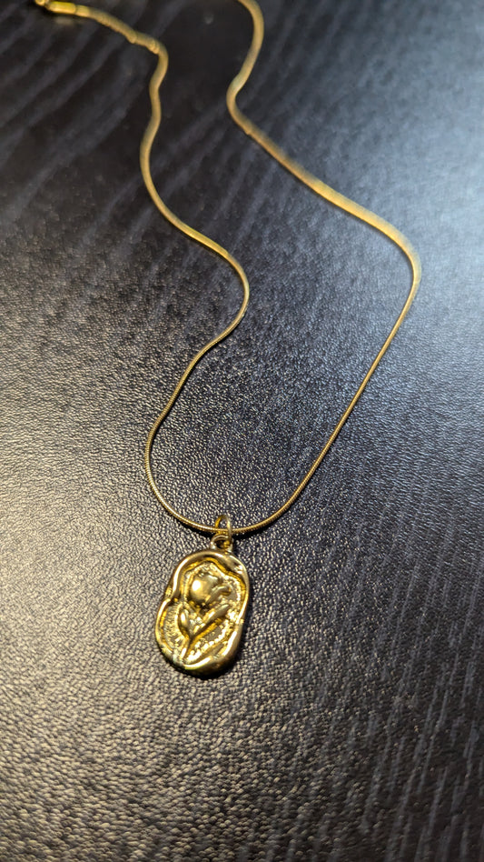 Elegant Rose Pendant Gold Chain